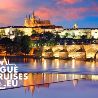 Dvouhodinová plavba s večeří, hudbou a welcome drinkem – Osvětlený Karlův most a Pražský hrad